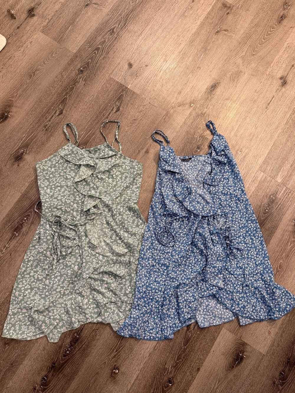 Women’s bundle of 2 Floral Ruffle Tie Sundress - Blue & green